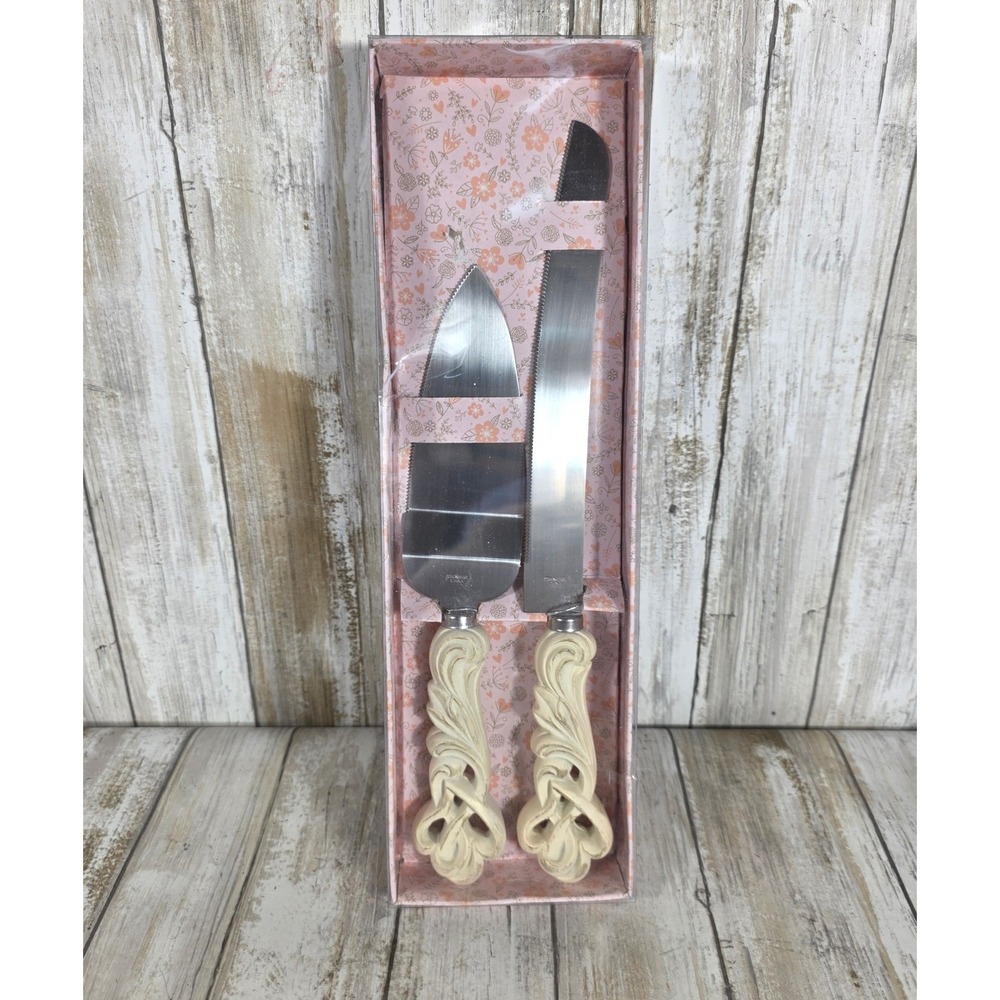 Vintage Style Ornate Wedding Cake Server and Knife Set Cream Scrolled Handles